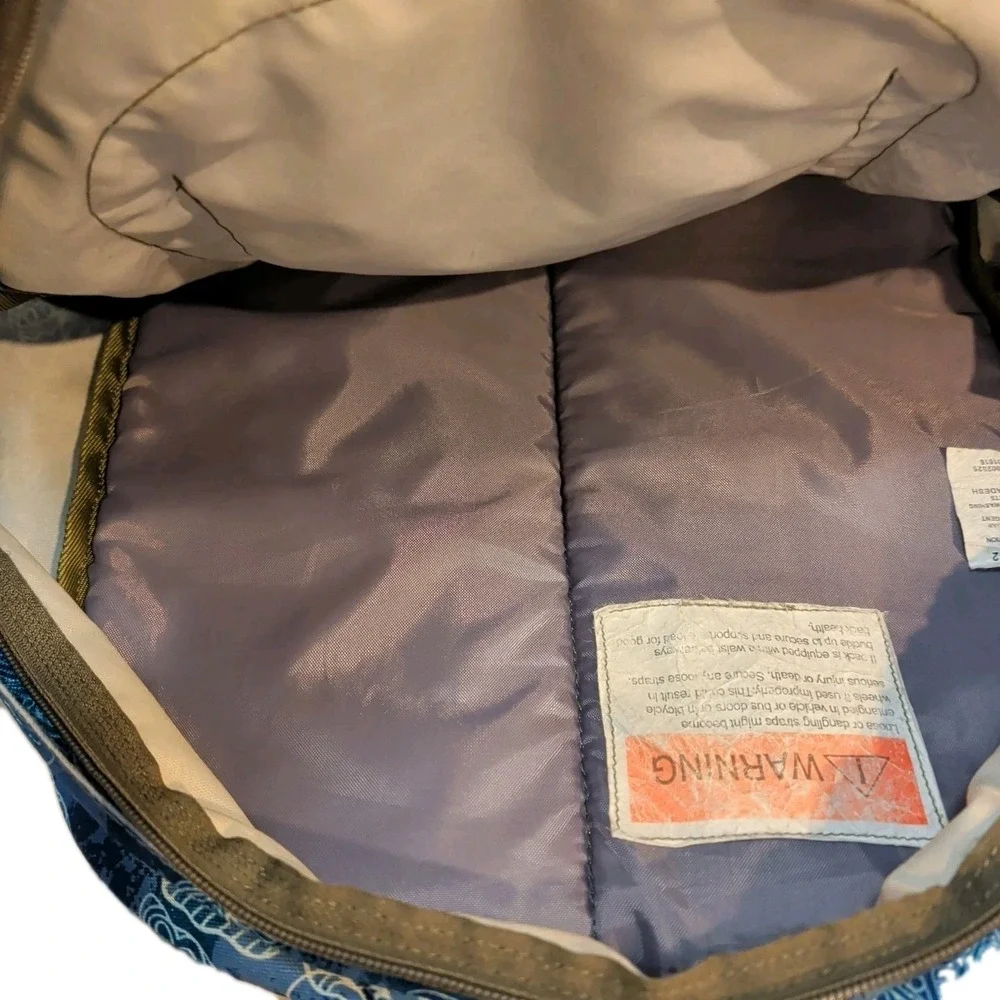 LL Bean Backpack Blue Butterflies Tons of Pockets Adjust Straps All Zippers Work